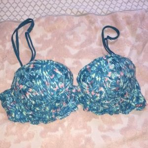 Victoria’s Secret/Pink Push up bra